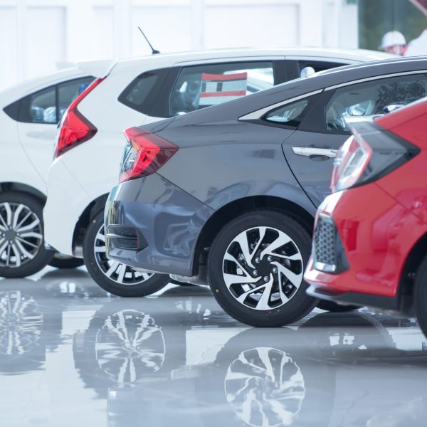 DS AUTO explica o que a matrícula “diz” sobre um carro